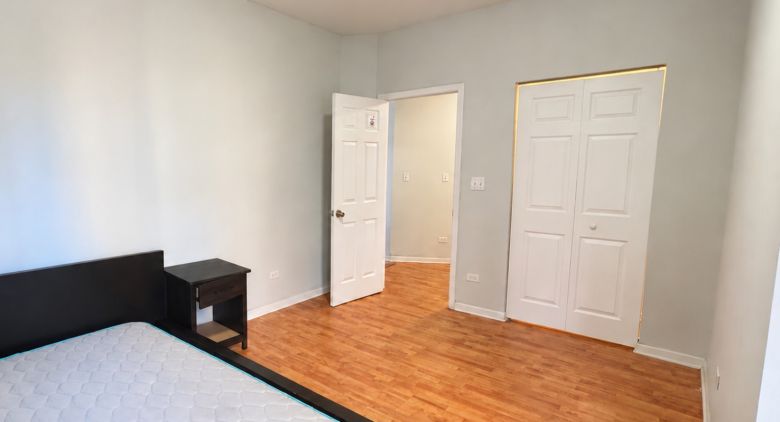 5134 S Ingleside Ave. #2A