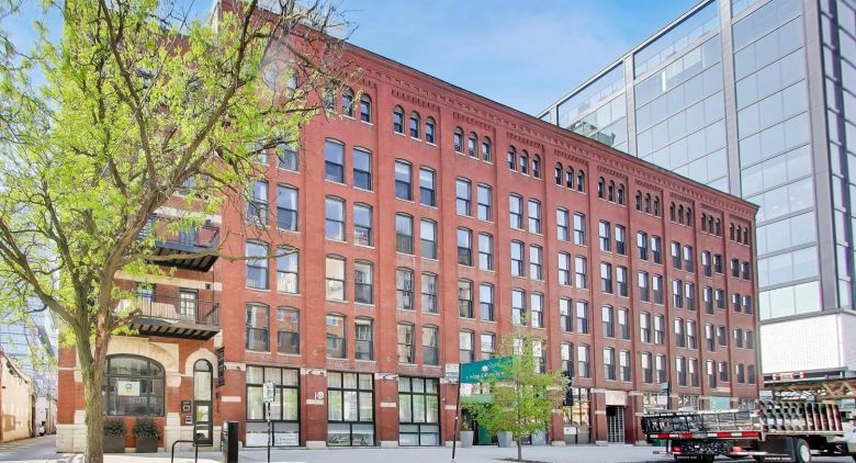 225 W Huron St. #306