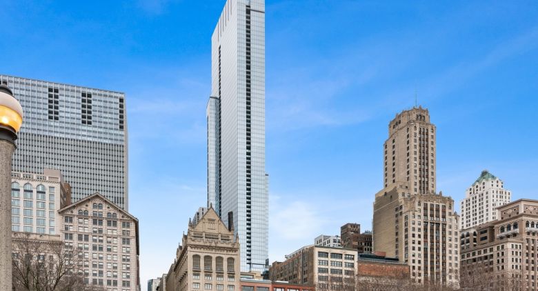 Loop apartment for rent