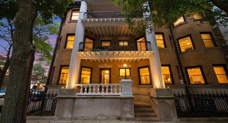 Hyde Park apartment for rent