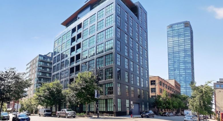West Loop apartment for rent