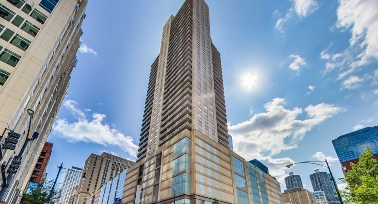 545 N Dearborn St. #W1703