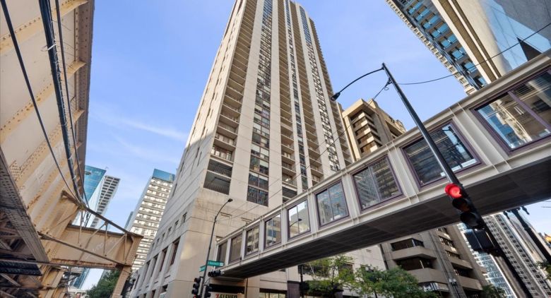 200 N Dearborn St. #4001