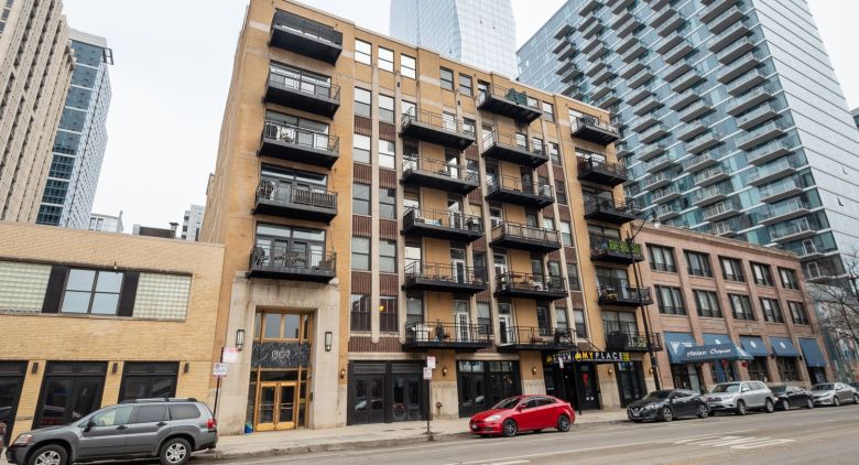 South Loop apartment for rent