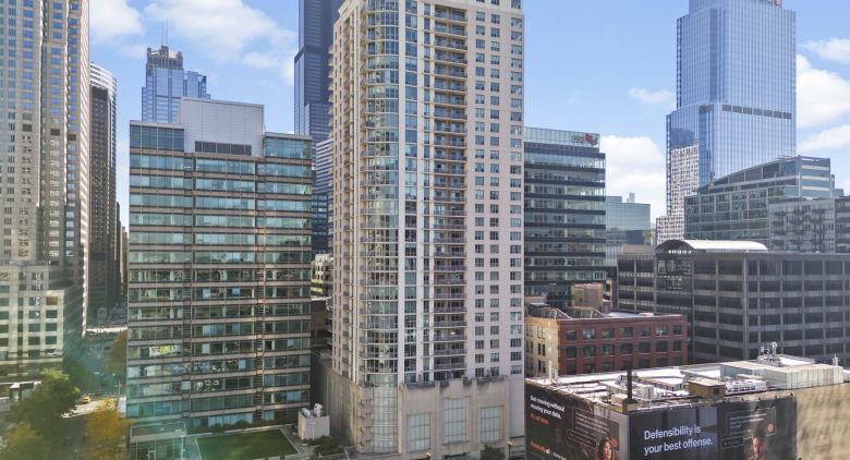 West Loop apartment for rent