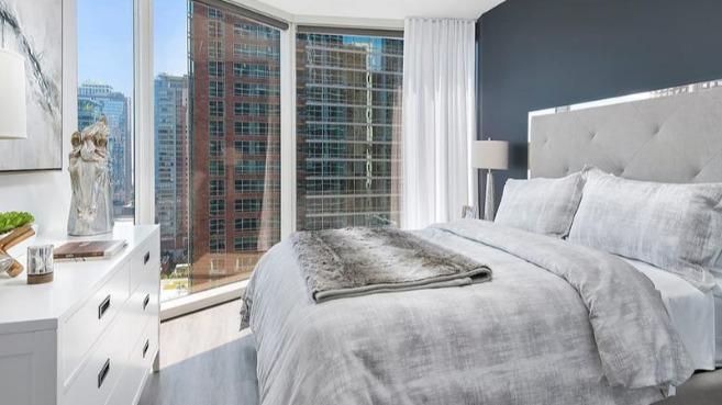 Moment Apartments