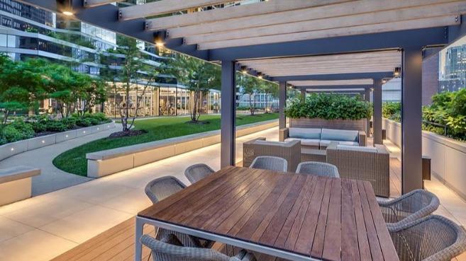 Moment Apartments