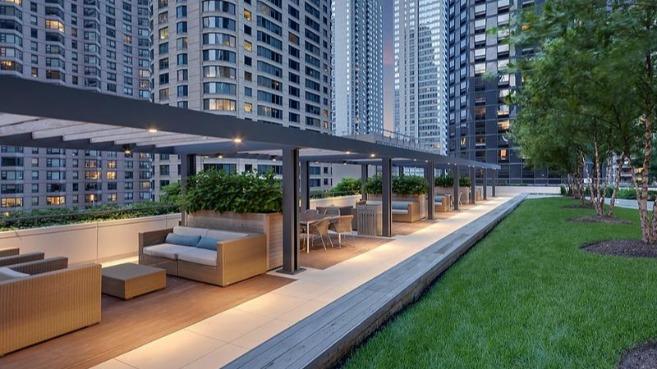 Moment Apartments