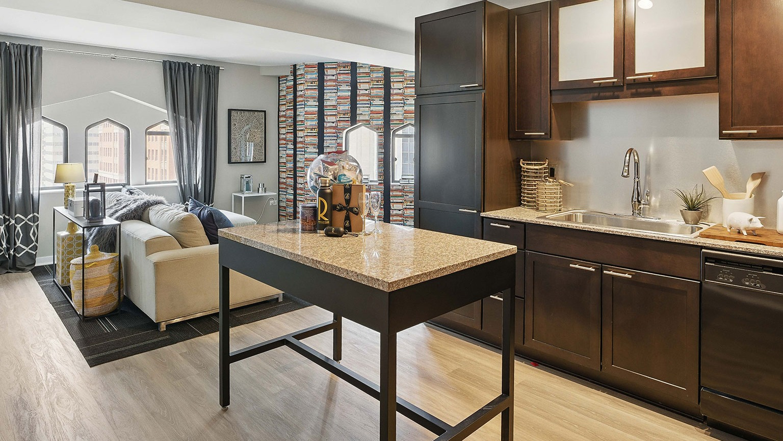 Randolph Tower City Apartments