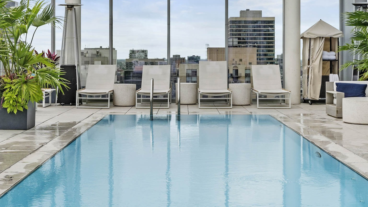 Residences at 8 East Huron