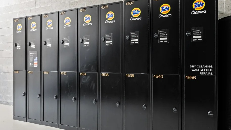On-site Tide Cleaners lockers for dry cleaning, wash and fold, and repair services at Shoreham and Tides apartments in Chicago