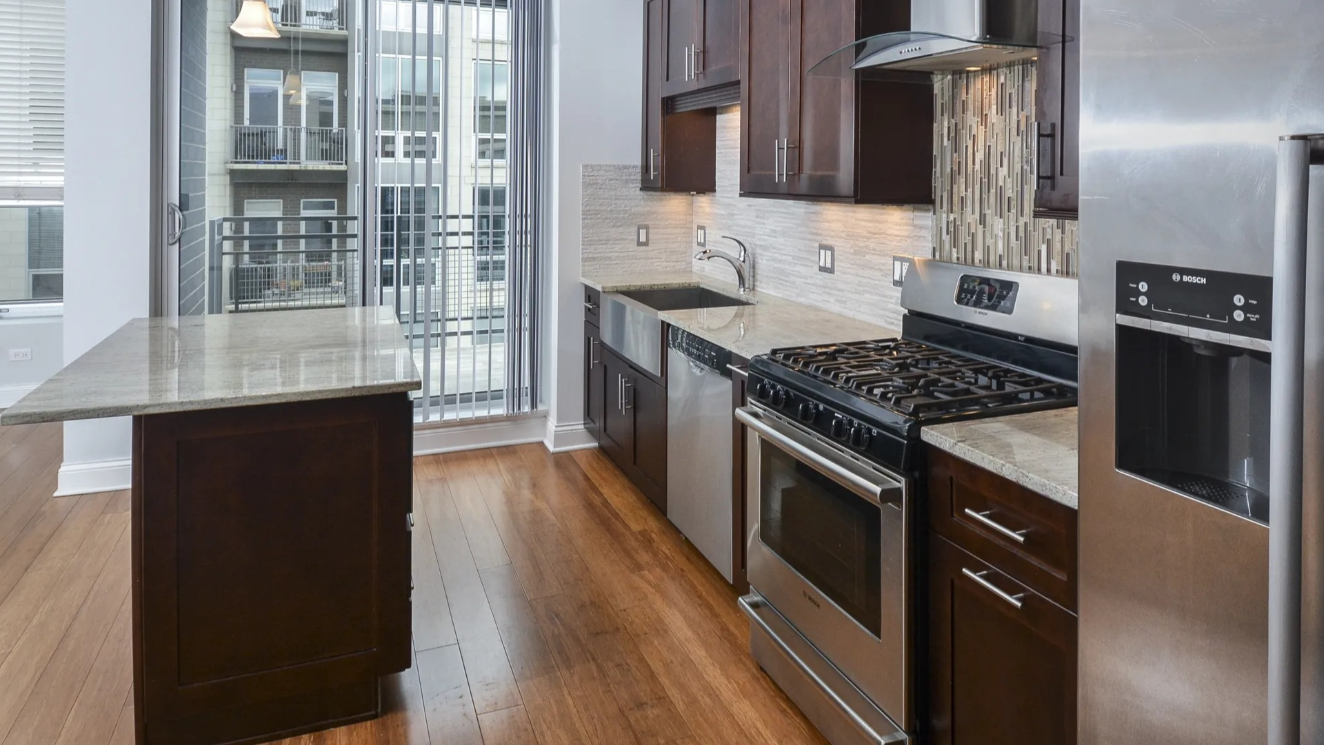 The Aberdeen West Loop Luxury Apartments